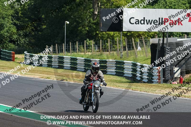cadwell park;cadwell park photographs;cadwell trackday photographs;enduro digital images;event digital images;eventdigitalimages;peter wileman photography;racing digital images;trackday digital images;trackday photos